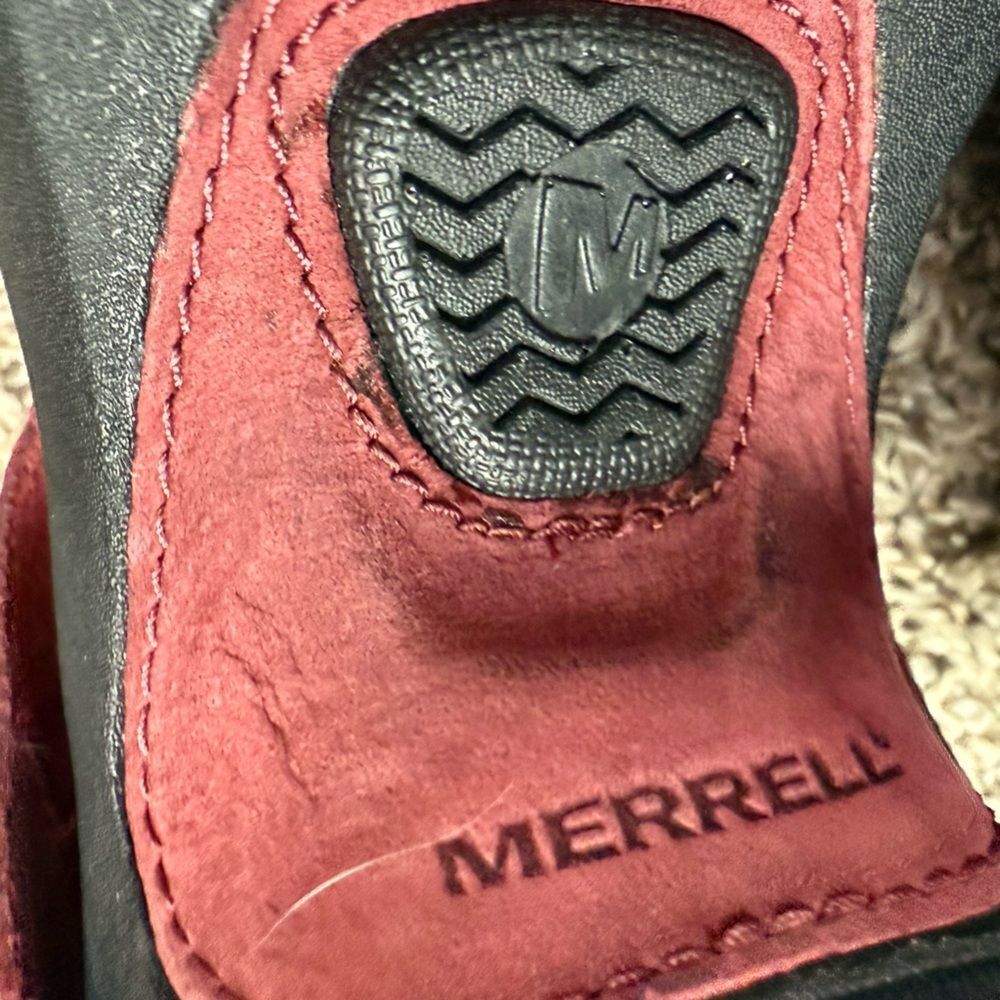 Merrell Merlot Red Clogs - Picture 7 of 8